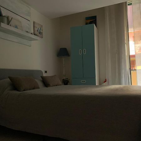 La Casa Di Hoby Apartment Наполи Екстериор снимка