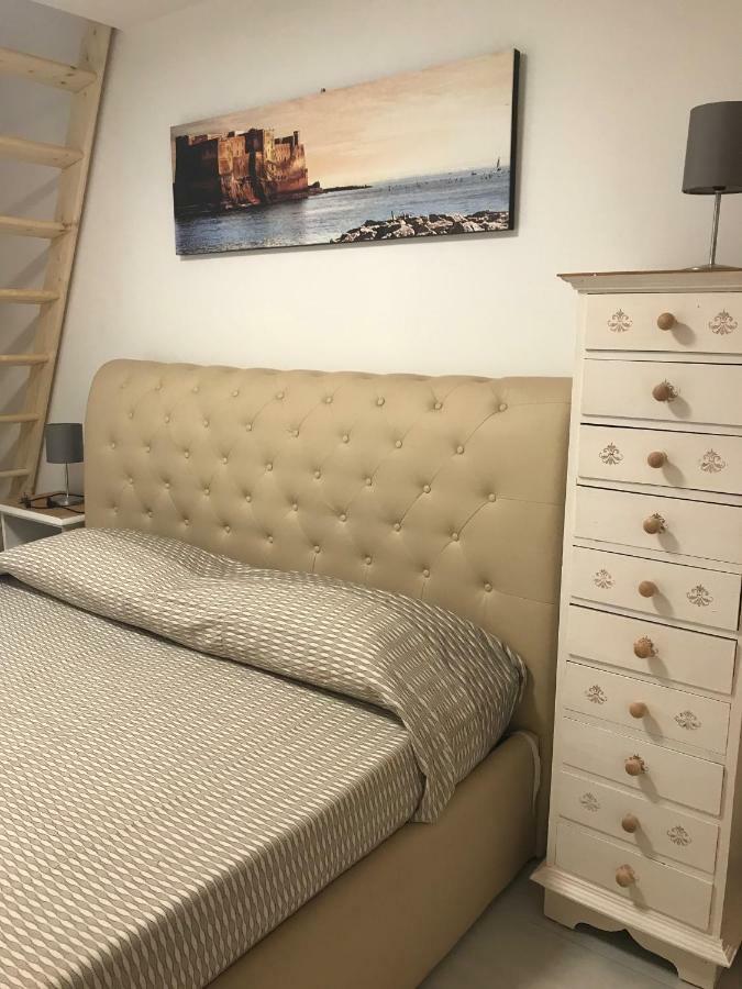 La Casa Di Hoby Apartment Наполи Екстериор снимка