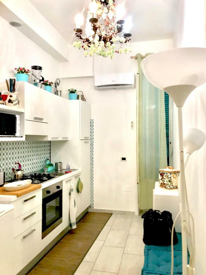 La Casa Di Hoby Apartment Наполи Екстериор снимка