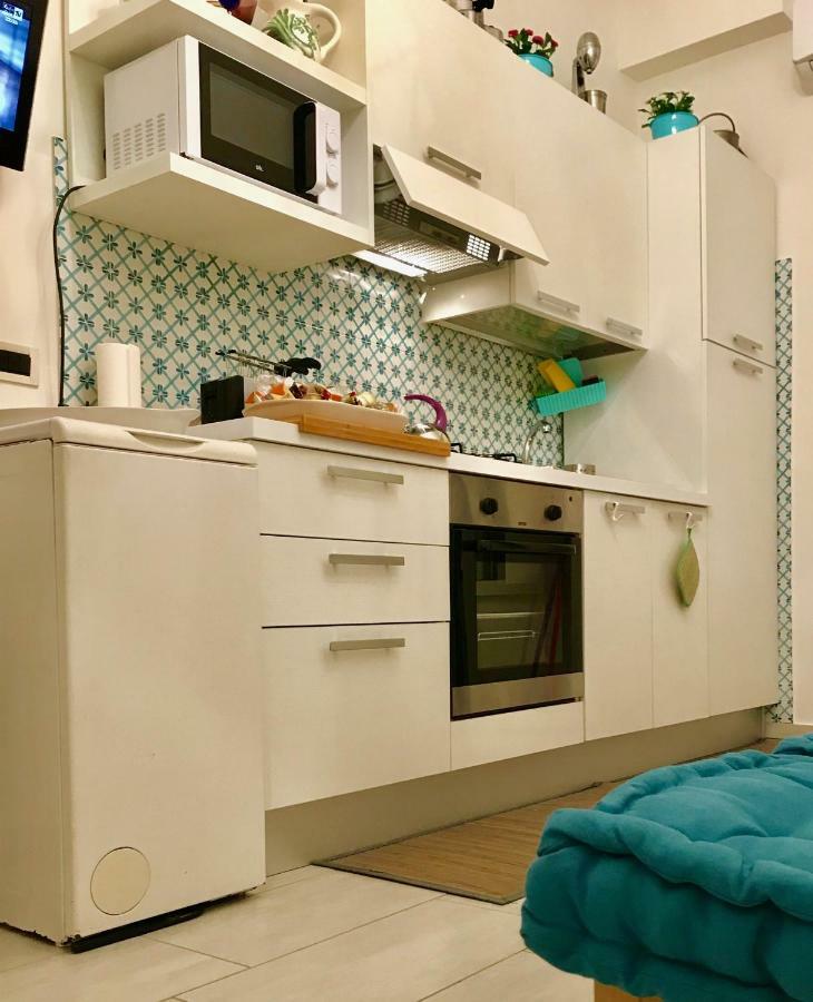 La Casa Di Hoby Apartment Наполи Екстериор снимка